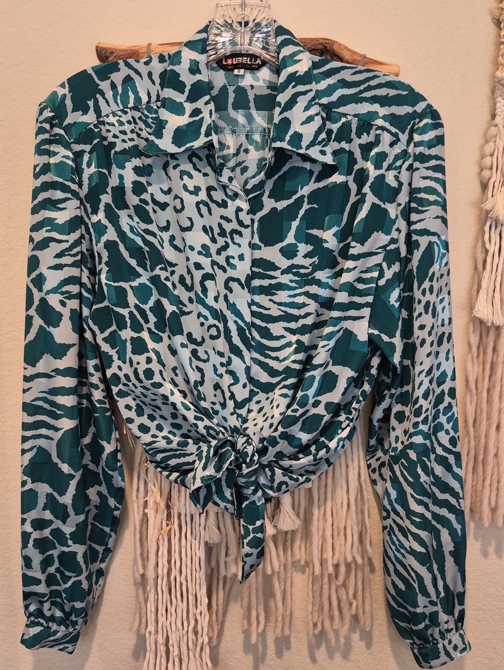 Vtg Loubella Abstract Animal Print Long Sleeve Hidden Button Front Blouse, M